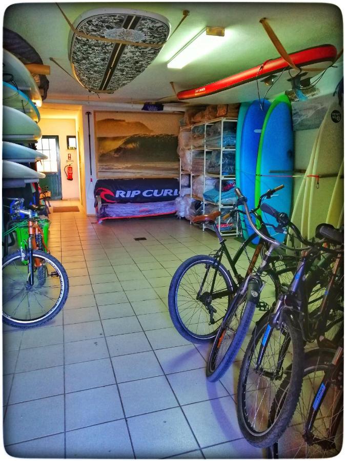 Supertubos Beach Hostel Atouguia Da Baleia Buitenkant foto