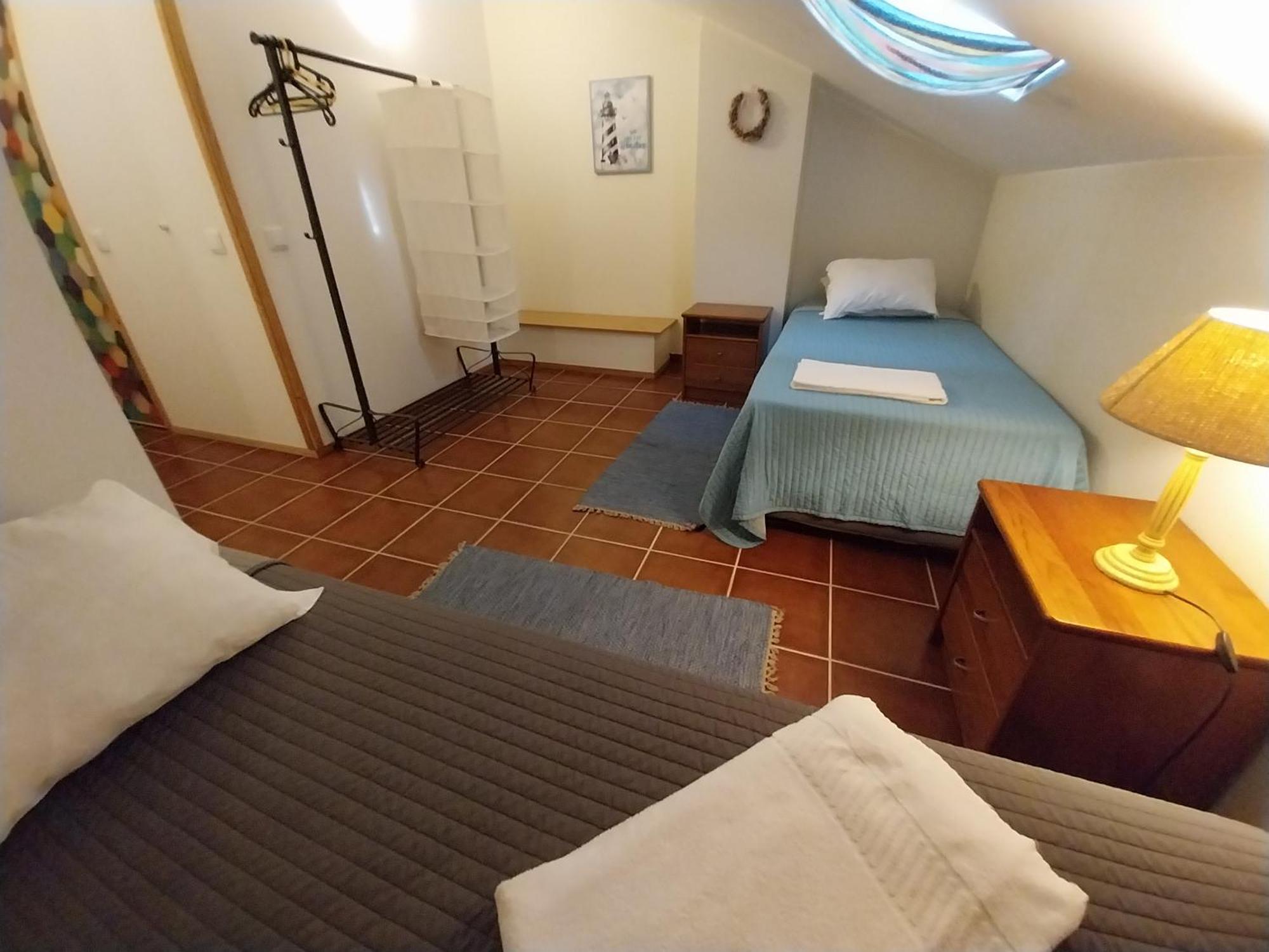 Supertubos Beach Hostel Atouguia Da Baleia Buitenkant foto