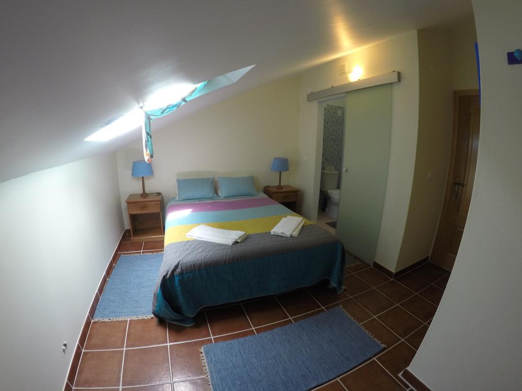 Supertubos Beach Hostel Atouguia Da Baleia Buitenkant foto