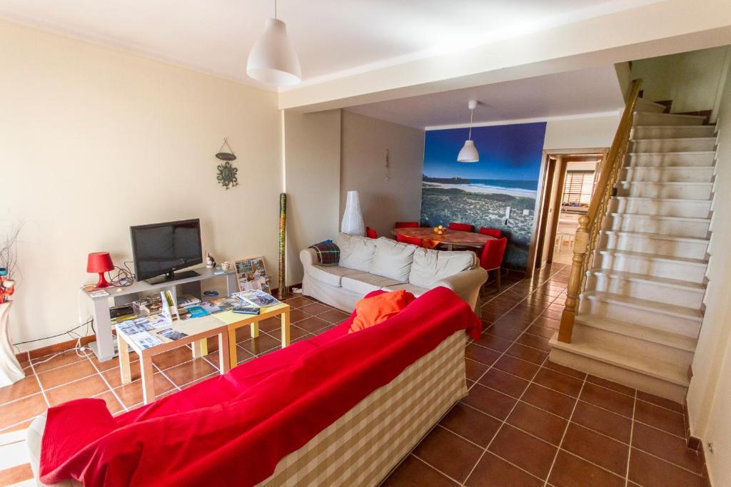 Supertubos Beach Hostel Atouguia Da Baleia Buitenkant foto