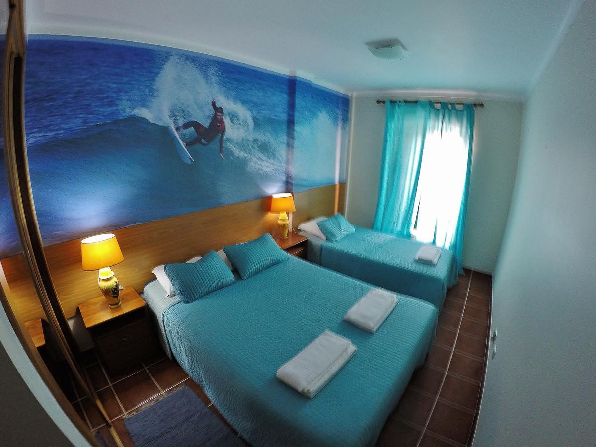 Supertubos Beach Hostel Atouguia Da Baleia Buitenkant foto